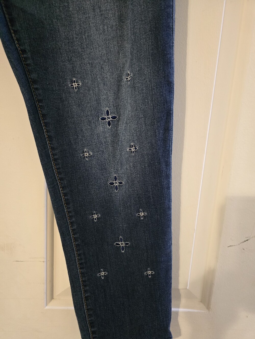 Stitch And Star Dark Blue Women's Embroidered Jeans - Picture 4 of 5